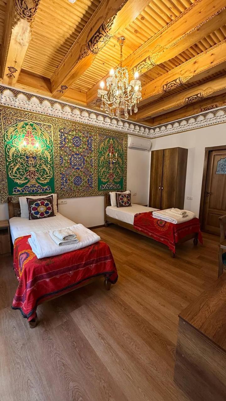 Meros Hotel Bukhara Esterno foto