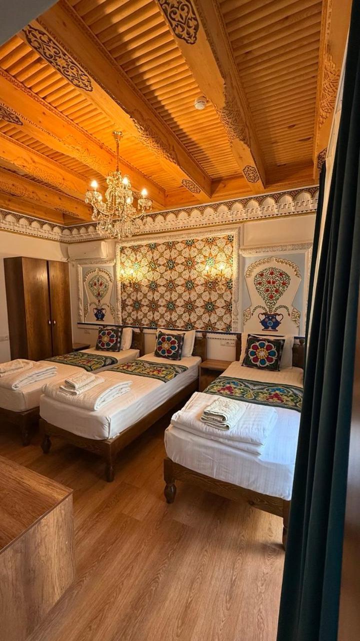 Meros Hotel Bukhara Esterno foto